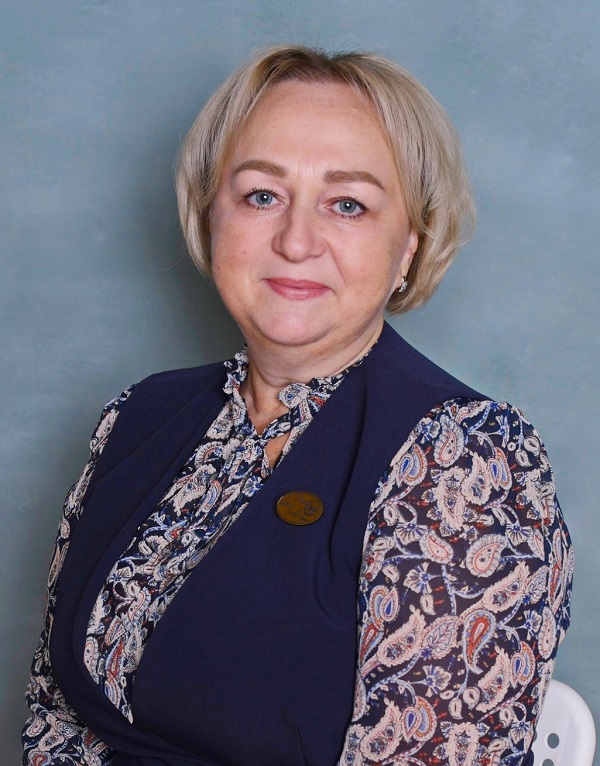 Улусова Елена Николаевна.